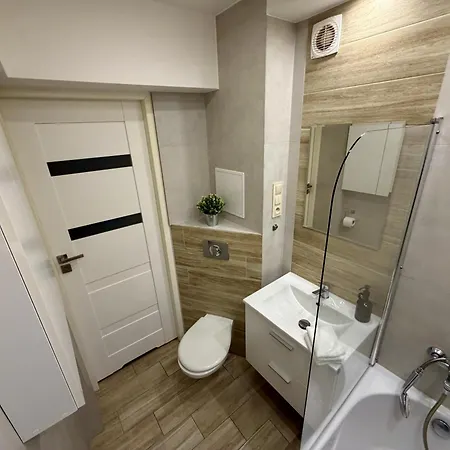 W Centrum Konina Апартаменти Конін