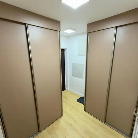W Centrum Konina Апартаменти Конін