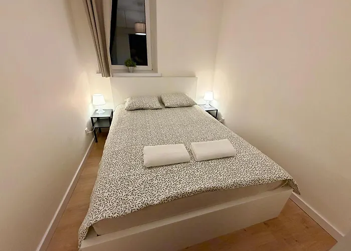 W Centrum Konina * كونين