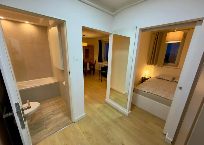 W Centrum Konina شقة كونين