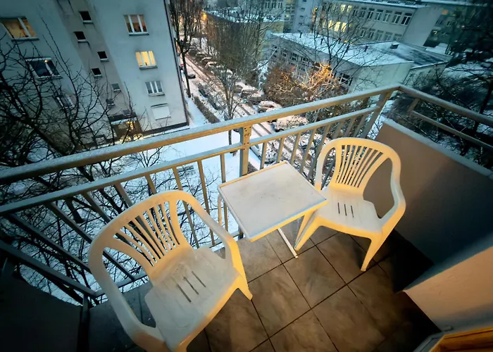 W Centrum Konina شقة كونين